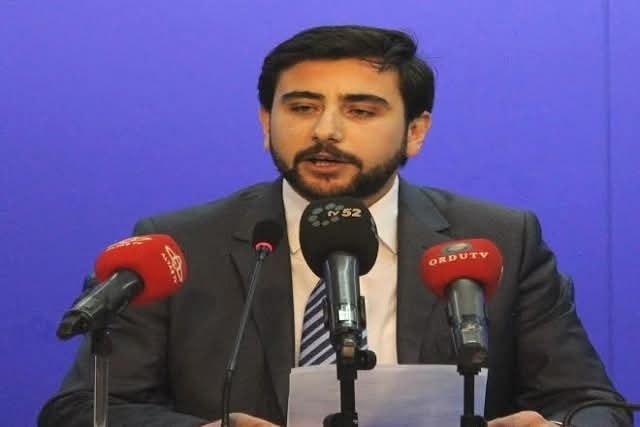Avukatın Elindeki Çanta Patladı