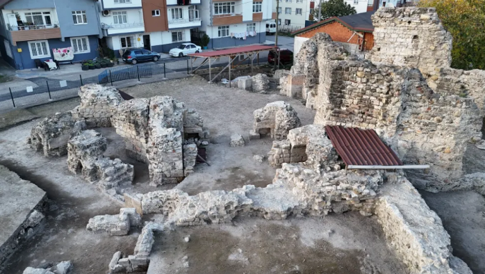 FATSA’DAKİ ARKEOLOJİK KAZILARDA YAPININ MİMARİ DOKUSU ORTAYA ÇIKTI