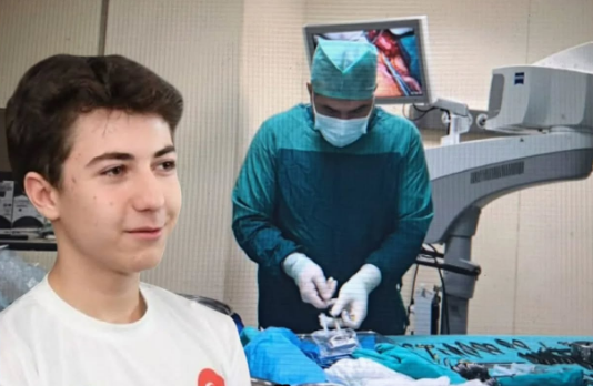 KAZADA YARALANAN ARDA MEHMET ER’DEN SEVİNDİRİCİ HABER: AMELİYAT BAŞARIYLA TAMAMLANDI